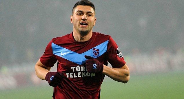Trabzonspor'da müthiş bir 2 sezon geçiren Burak, 2011/12 sezonunda gol kralı oldu.