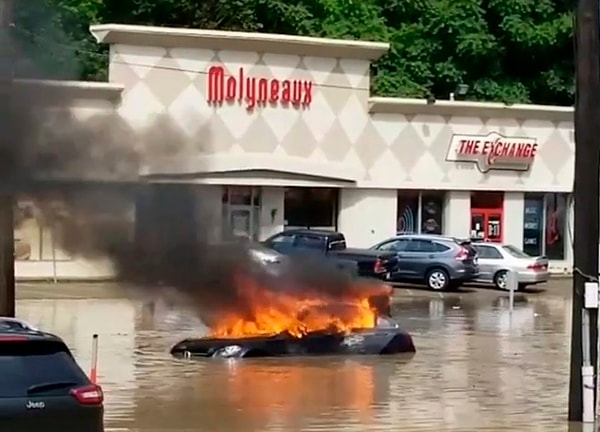 4. Сколько иронии в одном фото!