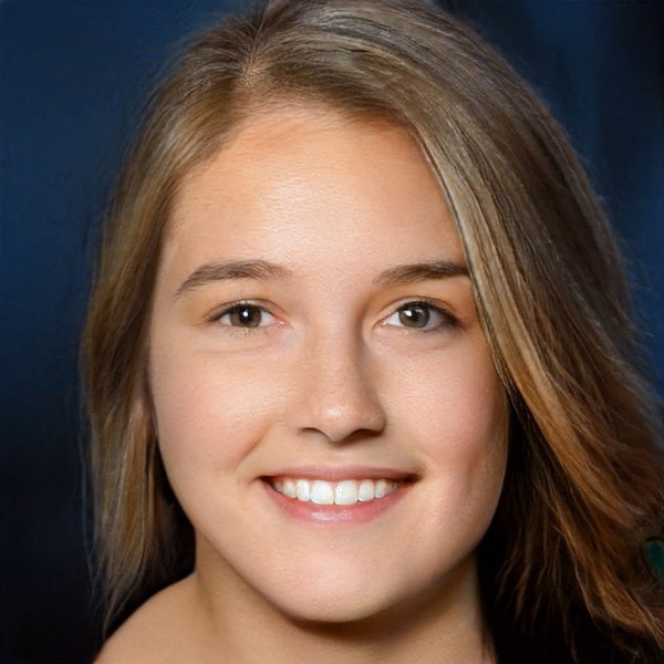 3. Девушка на фото...