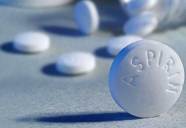Bazı çalışmalarla, düzenli aspirin içmek kolon kanseri riskinin düşmesiyle ilişkilendirilmiştir.