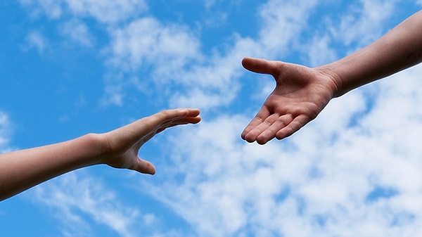 Чуткий(-ая) и эмоциональный(ая)