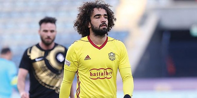 2013-14 sezonunu 3. Lig'de geçiren ve 34 maçın 30'unda forma giyen Sadık, bir sonraki sezon da ligin ilk yarısını Trabzon'da geçirdi ve akabinde devre arasında o dönem 2. Lig Beyaz Grup'ta mücadele eden Yeni Malatyaspor'un yolunu tuttu.