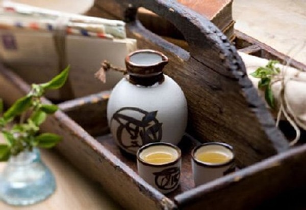 11. На основе чего делают саке?