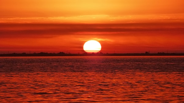 2. В каком из предложенных мест вам хотелось бы встретить рассвет?