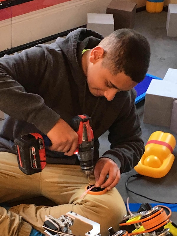 20. А почему бы и нет? Если есть запасная нога, вполне себе вариант