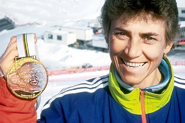 7. Какая спортсменка первая из советских атлетов смогла завоевать медали на пяти зимних Олимпийских играх подряд?