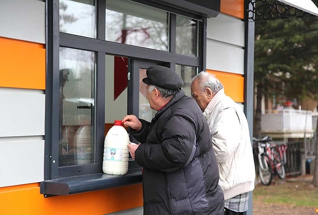 'Bu proje ile hem Eskişehirli üreticimiz kazanacak hem de hemşehrilerimiz sağlıklı, yağı alınmamış, doğal süt tüketme imkânına sahip olacak'