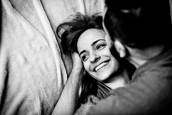 Вам не хватает искорки в отношениях!