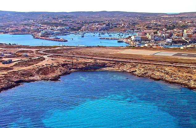 16. Lampedusa Adası