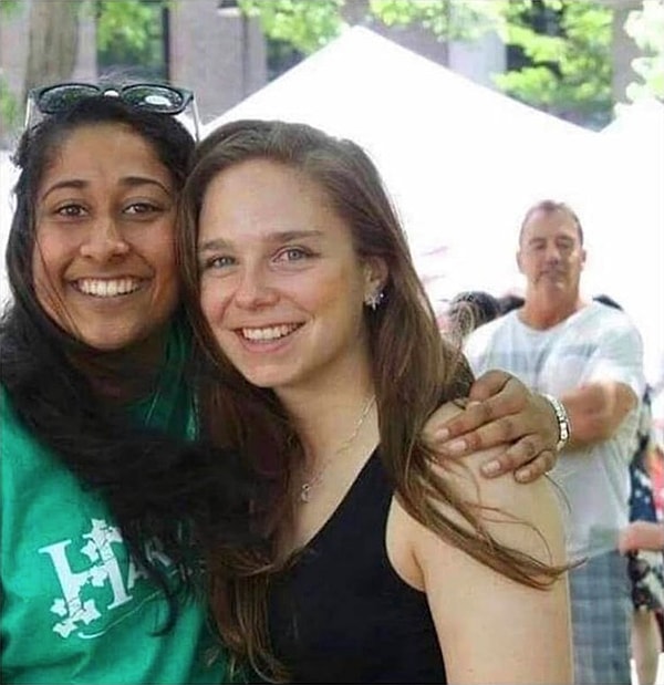 9. Смотрим в камеру!