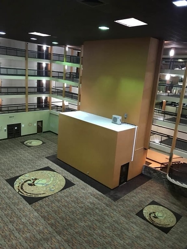 15. Это место намного больше, чем кажется на первый взгляд.