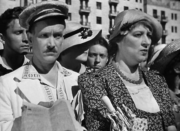 1. Вспомните название фильма?