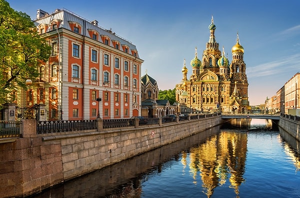 9. С какой страной у России самая протяженная граница?