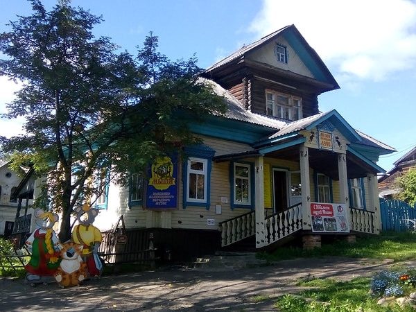 9. В этом городе находится единственный в мире "Музей Мыши". Он называется...