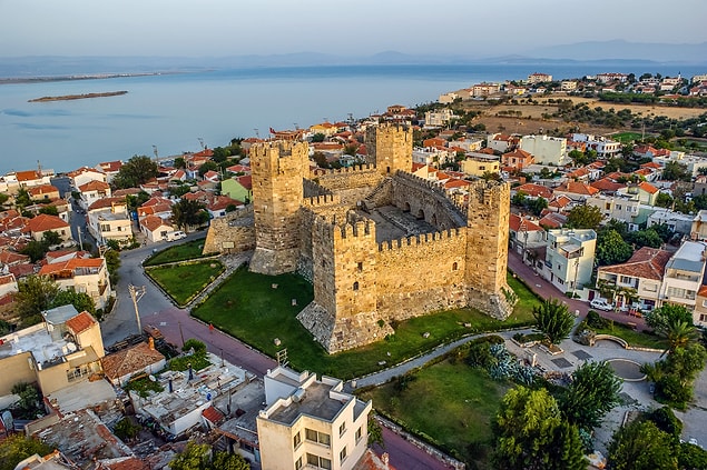 İzmir 136.
