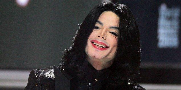 2. Şimdi de korkulu rüyaları "gazetecilerle konuşmayan" ünlüler var. Bu kategoride ilk sırada Michael Jackson var.