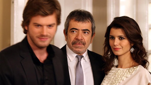 12. Aşk-ı Memnu