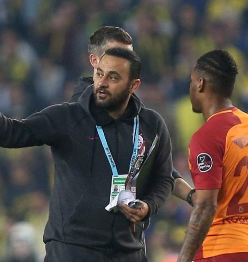 2009 yılında Galatasaray'da aktif futbol oynayan Hasan Şaş, bugün teknik ekibin yanında yer alıyor.