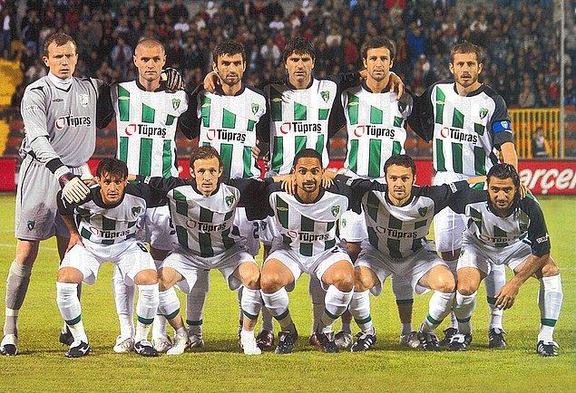 15. 2009 yılında Süper Lig'de yer alan Kocaelispor 3. Lig'de, Hacettepe 2. Lig'de, Eskişehirspor, Osmanlıspor, Gençlerbirliği 1.Lig'de yer alırken Gaziantespor ise Bölgesel Amatör Lig'e kadar düştü.