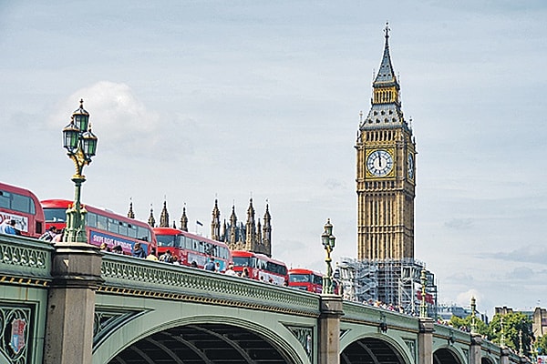 6. Чему равняется один британский фут?