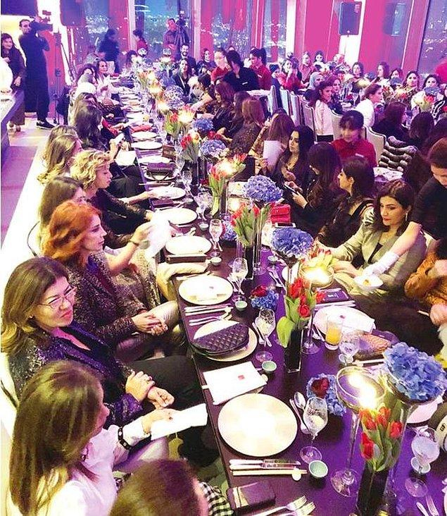 Kuveyt'e giden ve ülkenin en zengin 80 kadınıyla birlikte yemek yiyen Burak Özçivit, bu organizasyon için yüklü bir miktar para almış.