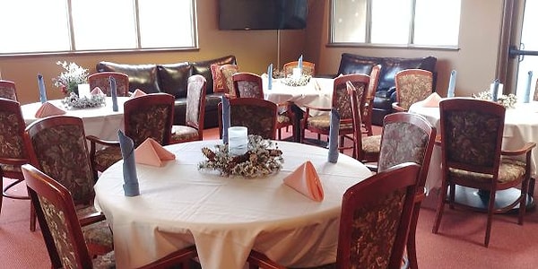 25. «Итак, моя сестра доверила мне организовать вечеринку, на которой она всем расскажет пол ее будущего ребенка»