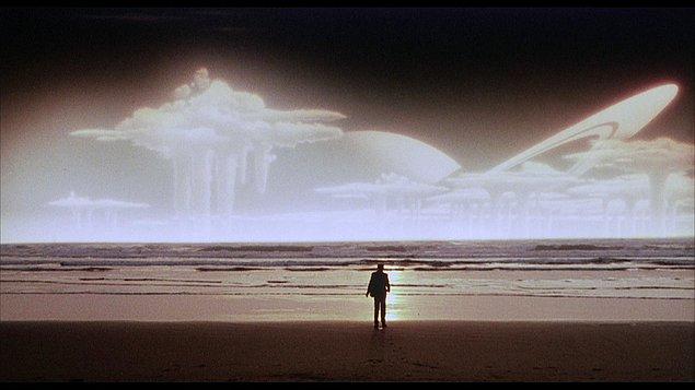 32. The Quiet Earth (1985)
