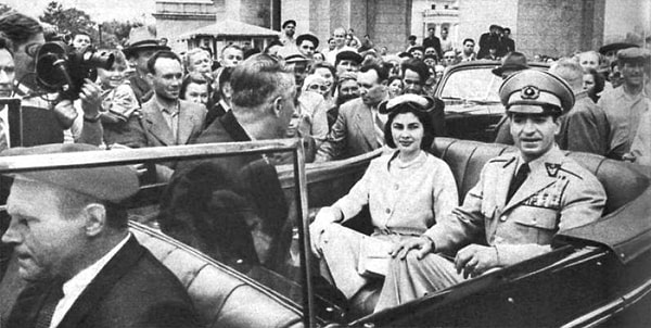 8. Какой титул имел правитель Ирана до свержения монархии в середине 20-го века?