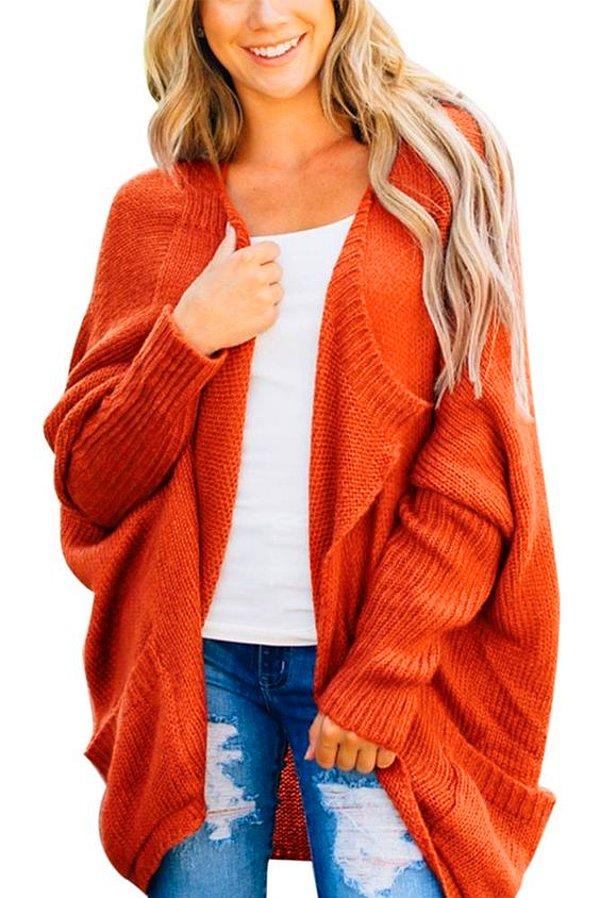 14. Dolabınıza bu kış bir turuncu kazak ekleyin deriz.