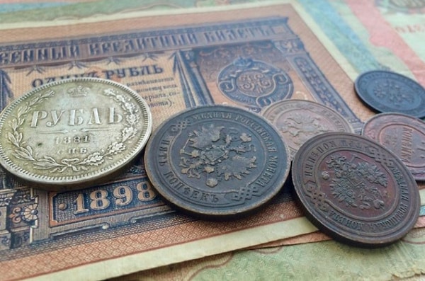 13. Вещевым эквивалентом денег в Российской империи был...