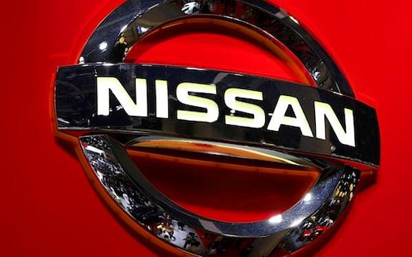 2. Nissan.com sitesi araba markasına değil, sıradan bir insan olan Uzi Nissan'a aittir. Uzi Nissan ve araba şirketi 1999 yılından beri mahkemelikler!