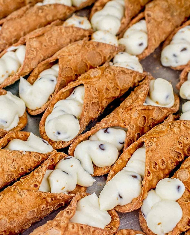 1. Cannoli