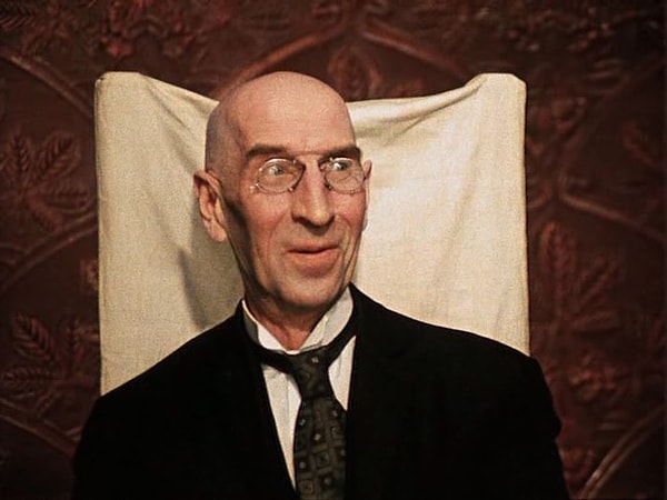 2. "12 стульев"