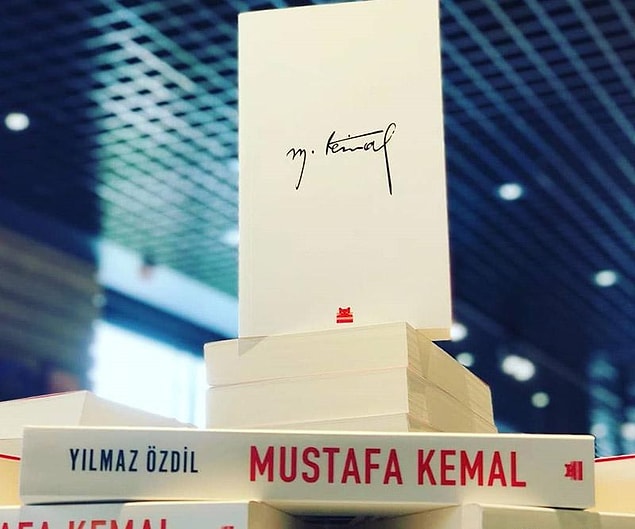 1881 adet basılan özel basım kitap, 2.500 TL olması nedeniyle 'Atatürk'ün istismar edildiği' tartışmalarına neden olmuştu.