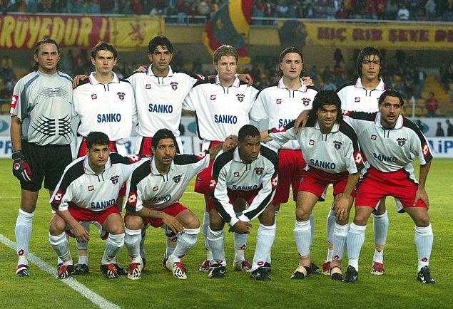 Son 20 yılda 1999/00 sezonunda lig üçüncülüğü, 2000/01 sezonunda lig üçüncülüğü, 2002/03 sezonunda lig dördüncülüğü ve son olarak 2010/11 sezonunda da lig dördüncüsü olmuştu.