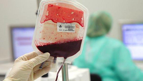 Şirketin iddiasına göre, genç kişilerden alınan kanlar daha yaşlı kişilere aktarılıyor.