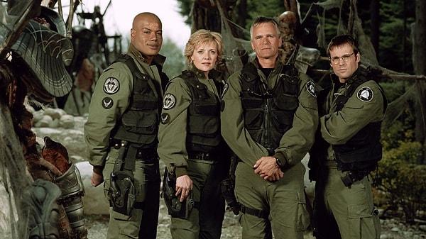 90. Stargate SG-1 - IMDb 8,3