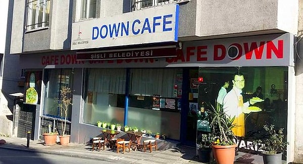 5. Кафе, официально открытое 12 января, будет набирать новых сотрудников