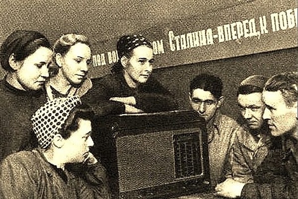 5. В каком году в СССР появилось регулярное радиовещание?