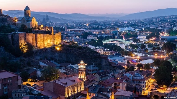 7. Грузия входила в состав СССР?