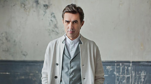 9. Чем оказался "мир" в песне В.Бутусова?