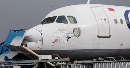 Uçaklar Sürüklendi Otobüsler Devrildi: Hortumun Vurduğu Antalya Havalimanı'nda Korkutan Manzara