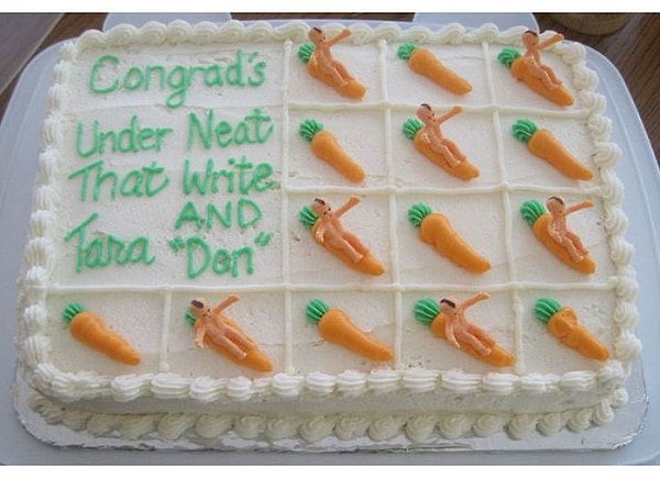 4. Интересно, заказчик был в себе, когда заказывал это? 🤪