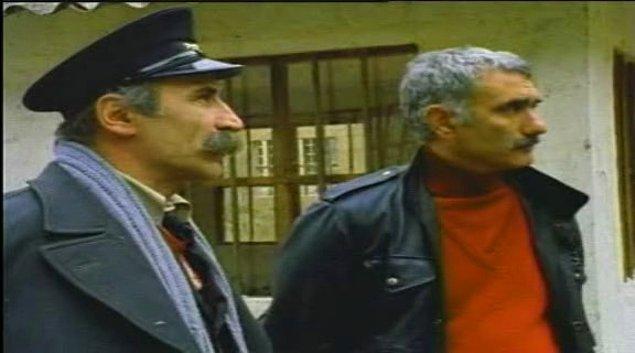4. Duvar(1983) - Yönetmen ve senarist - IMDb: 8.0