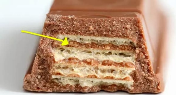 1. Начинка шоколадных батончиков KitKat сделана из сломанных же батончиков KitKat.