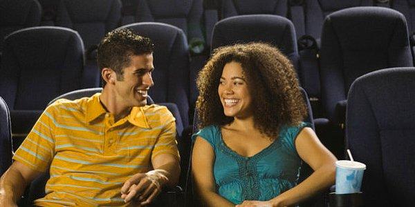 4. Romantik filmler çiftlerin evliliklerini kurtarmasına yardımcı olur.