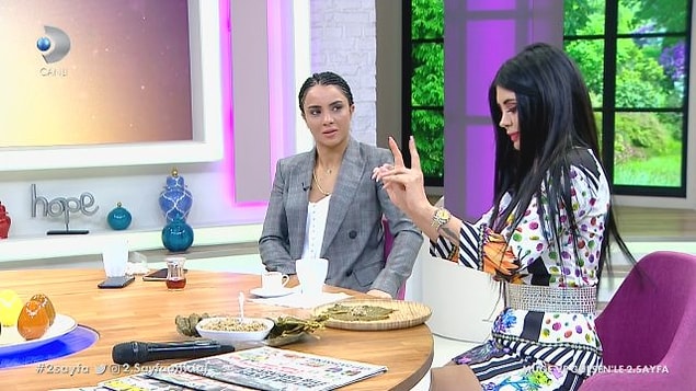 Ebru Polat, geçtiğimiz gün programın muhabirine evini kapıları açarak kıyafetleri ve evinin dekorasyonunu paylaştı. Röportaj esnasından günün büyük bir bölümünü mutfakta geçirdiği ve marifetli olduğunu söyleyen Ebru Polat, muhabir ve kamerama hazırladığı yemeklerden ikram etmişti.