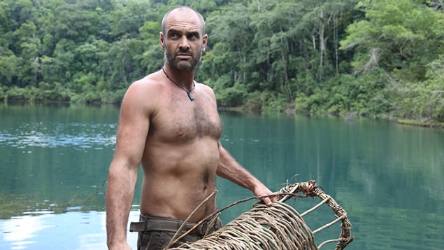 17. Discovery Channel'ın hayatta kalma uzmanı Ed Stafford Amazon Nehri'ni kaynaktan denize kadar yürüyerek geçen tek insandır. Bu işin bir yıl alacağını düşünmüştür fakat tamamlaması 860 gününü almıştır.