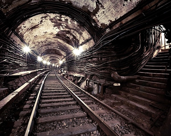 5. Метро-2, Москва