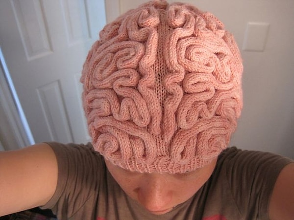 16. Весь мозг наружу. Зато видно, сколько у вас извилин;)